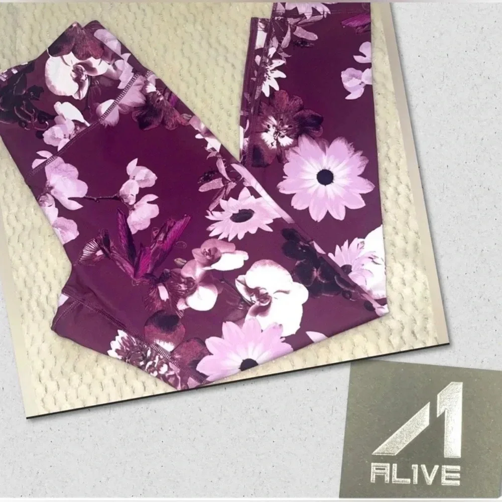 🆓Alive Magnetic Leggings🆓
